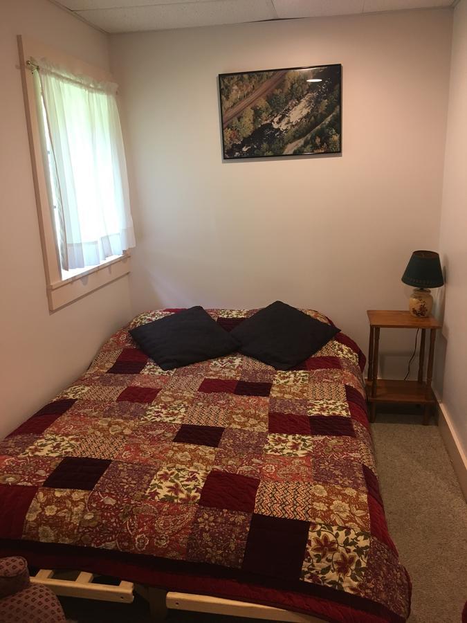 Hawk Mountain Lodge Charlemont 外观 照片